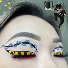 Graphic Liner Makeup, Eyeliner Graphic, Banana Setting Powder, Liner Makeup, Graphic Eyeliner, Cake Face