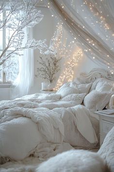 29 Romantic White Fantasy Bedroom Inspirations with Soft Lighting