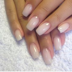 Pretty Nude ~ Clear Glossy Nails Gonna have to get these for work just because I can't do my normals. Pedicure Tips, Finger Nails, Design Nails, Manicure Ideas, Strong Nails, Nails Manicure, Dipped Nails, Manicure Y Pedicure