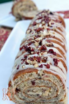 Banana Cream Cheese Cake Roll with Pecans Cranberries and Ginger Banana Cream Cheese, Banana Roll, Pumpkin Sheet Cake, Cake Calories, Cake Rolls, Cake Roll Recipes, Cranberry Cream Cheese, Bake Goods, Nut Bread