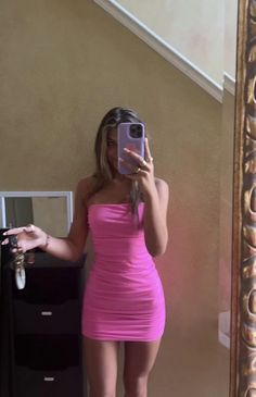 Cute pink strapless mini homecoming dresses – Laylatailor Shop Pink Sweet 16 Court Dresses, Pink Tight Hoco Dress, Chav Dresses, Hot Pink Tight Dress, Pink Dress Hoco, Pink Outfit Party, Vestidos Color Fucsia, Hoco Dress Ideas, Hot Pink Hoco Dress