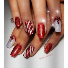 30 Romantic DIY Valentines Day Nail Art Designs to Set Pulses Racing 2024 | Valentines Day Sparkle Christmas Nails, Red Coffin, Xmas Nail Designs, Sparkle Christmas, Unghie Nail Art, Nagellack Trends