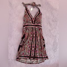 Jones New York Paisley Print Halter Dress - New With Tags - Gorgeous Summer Dress - Black Halter Dress With Shades Of Pink Paisley Print - Halter Style Fit - V Neckline - Zip Closure In Back - Hits At Or Just Above Knee - True To Size Pink Paisley Print Beach Dress, Pink Paisley Print Mini Dress For Summer, Pink Mini Dress With Paisley Print For Summer, Pink Paisley Print Dresses For Vacation, Fitted Multicolor Paisley Print Mini Dress, Fitted Paisley Print Patterned Mini Dress, Fitted Paisley Print Sundress, Spring Pink Paisley Print Mini Dress, Spring Pink Paisley Mini Dress