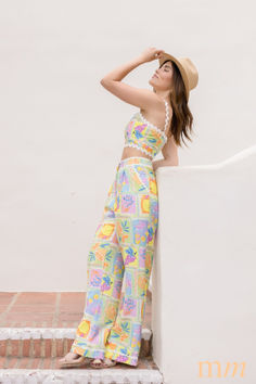 The Farrah Pants are unstoppable. This high-waisted piece comes with a front tie & back elastic waist, all in a lively green floral print. Throw on a crop top or Kalissa top for a complete look! Stylish Pants Women, Hazel Color, Print Wide Leg Pants