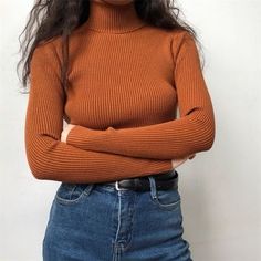 fashion Orange Turtleneck Outfit, Winter Pullover Outfits, Orange Turtleneck, Pullovers Outfit, Turtleneck Outfit, Casual Skirt Outfits, Turtleneck Pullover, Moda Vintage