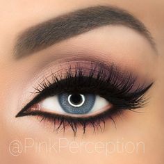 That's how to rock a smoky purple look! @pinkperception Natural Eye Makeup Tutorial, Best Makeup Tips, Makeup Guide, Beautiful Eye, Eye Makeup Tips, Natural Eye Makeup