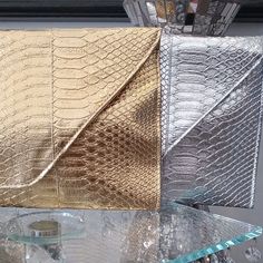 Silver or Gold clutch 13 by 8 inches. A variety of customers. Can be worn with dressy or casual wear. Allow 2-5 business days for delivery Oversized Clutch, Gold Clutch, Quiet Luxury, Handbag Wallet, Wallet Accessories, Emboss, Casual Wear, Silver, Red