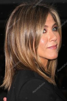 Jen Aniston Hair, Jennifer Aniston Hair Color, Aniston Jennifer, Rachel Green Hair, Aniston Hair, Brown Ombre Hair, Hair Color Light Brown