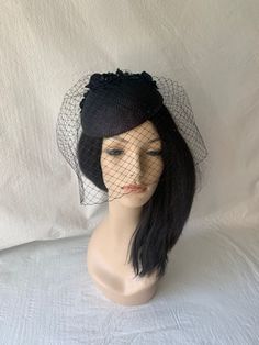 Black Fascinator Hat Veil Flower Fascinator 20s 50s Vintage - Etsy Blush Pink Fascinator, Hat Veil, Wedding Hats For Guests, Purple Fascinator, Ladies Brunch, Derby Hats Fascinators, Pink Fascinator, Black Fascinator, Wedding Bridal Veils