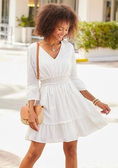 Whether you're heading to a romantic picnic or a baby shower, you'll feel comfortable and beautiful in this eyelet dress. Romantic Picnic, Bra Fitting Guide, Sundress Summer, Puffy Dresses, Flare Sleeves, Eyelet Dress, Women's Wear, White Eyelet, European Summer