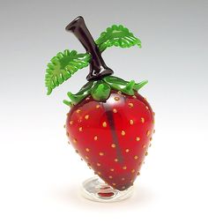 Strawberry Perfume: Garrett Keisling: Art Glass Perfume Bottle | Artful Home http://www.artfulhome.com/servlet/Guild/ProductSalesPage?pageId=69879&utm_source=internal&utm_medium=retail&utm_term=crossview&utm_campaign=crossview&crossSold=true&crossSellRank=1 Strawberry Perfume, Old Perfume Bottles, Perfume Art, Pretty Perfume Bottles, Perfume Bottle Art, Beautiful Perfume Bottle, Glas Art, Antique Perfume Bottles, Beautiful Perfume