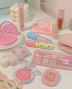 Kitty Makeup, Alat Makeup, Kpop Makeup, Japanese Cosmetics, Hello Kitty Makeup, Japanese Makeup