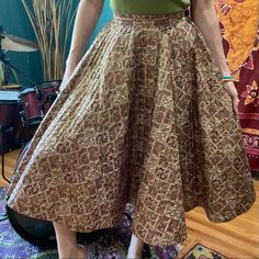 Vintage 1950’s Handmade Circle Skirt Lots Of Volume In This Skirt In Excellent Condition Size Xs/S Waist 25” Length 28 1/2” The Rest Of The Skirt Is Quite Voluminous. A Full Circle With A Lot Of Material And Swing. Just Perfect Vintage Gathered Midi Skirt, Vintage Flared Lined Skirt, Vintage Full Skirt With Lining, Vintage Long Gathered Skirt Bottoms, Vintage Long Gathered Skirt, Vintage Flared Gathered Skirt, Vintage Gathered Flared Skirt, Vintage Flared Skirt, Vintage Long Pink Skirt