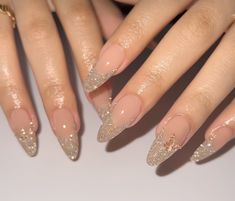 Grad Nails, Rave Nails, Quince Nails, Glitter Tips, Color Melon, Dream Reality, Prom 2023, Elegant Nail Art, 2024 Ideas