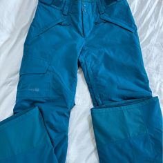 Worn Less Than 3 Times. New Condition The North Face Pants, North Face Pants, Ski Pants, North Face Women, Pants Color, North Face, Pant Jumpsuit, The North Face, Skiing