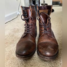 Women’s Frye Combat Boot In The Discontinued Erin Lug Style. Color Rustic Brown And Is Meant To Have A Distressed Worn Look As Shown In The Photos. Size Is 5.5 And Runs Narrow. Worn A Handful Of Time. Note Some Signs Of Wear On The Toes On The Front End Of The Sole Due To Me Tripping On A Curb. These Are Resole-Able. Frye Veronica Boots, Frye Veronica, Combat Boot, Rustic Brown, Frye Shoes, Front End, Moto Boots, Combat Boots, Oxford