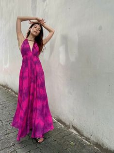 Dress Halter Neck, Maxi Dress Boho, Maxi Dress Summer, Halter Neck Maxi Dress, Long Kaftan, Dress Open Back, Open Back Dress, Tie Dye Maxi Dresses, Tie Dye Maxi