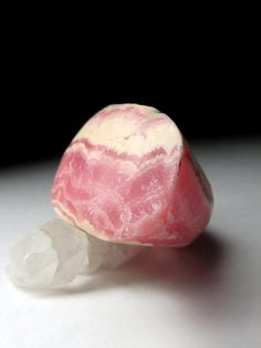 Natural hand carved Rhodochrosite solid ring rhodochrosite origin - Argentina stone measurements - 0.2 х 0.98 х 1.18 in / 5 х 25 х 30 mm ring weight - 24.20 grams ring size - 7.25 US / 17.5 / 15 / 55 ref No 6328 Worldwide shipping from Berlin, Germany Rhodochrosite Ring, Magic Energy, Rose Pink Color, Scorpio Sign, Energy Stones, Colored Gems, Berlin Germany, Rose Pink, Rings Statement