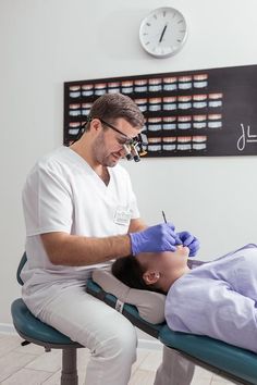 Dental Clinic Photoshoot, Dentist Photography, Dental Photos, Male Poses, Branding Photos, Branding