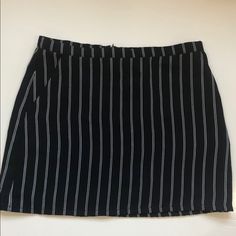 Black Mini Skirt With Vertical White Stripes Size M New Without Tags Invisible Zipper In The Back Pockets On Both Sides Black Mini Skirt, Black Mini, Invisible Zipper, White Stripe, Mini Skirt, Forever 21, Womens Skirt, Mini Skirts, Womens Sizes