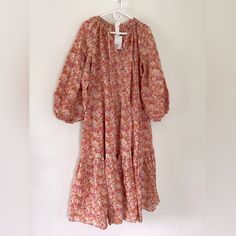 Nwt H&M Puff Sleeve Tiered Midi Dress Orange And Pink Floral Print Size Small. This Dress Is So Cute (Think Daughters Of India But With A Spin And Dare I Say It-Even Cuter!) And Perfect For Summer! The Most Darling Floral Print And Perfect Silhouette Makes It A Summer Dress Dream! Very Flowy And Meant To Be Slightly Oversized This Dress Will Help You Stay Cool And Cute! The Sleeves Pull Up And Stay So It’s Puff Sleeve And Not Long Sleeve And A Belt Can Be Added Although It Looks Cute With Or Wit Black Floral Dress Short, Daughters Of India, Orange Dress Summer, Temple Dress, All Black Dresses, Floral Dresses Short, Summer Black Dress, Cotton Dress Summer, Floral Shirt Dress