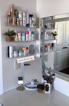 Looking for ways to create more storage space in your bathroom? This post goes over the best organization ideas for small bathrooms. Makeup Storage Organization Small Spaces, Bathroom Cabinet Ideas Storage, Makeup Storage Ideas Bathroom, Bathroom Skincare Organization, Makeup Organizer Bathroom, Best Organization Ideas, Ideas For Small Bathrooms, Makeup Storage Organization, Plastic Shelves