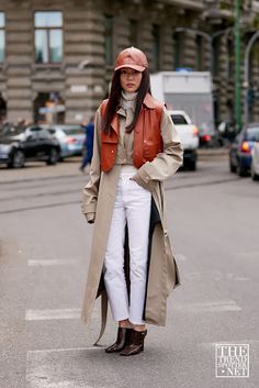 Fashion Style Guide, 2020 Street Style, Fall Fashion Coats, Fashion Week Outfit, Trench Coat Outfit, Milan Street Style, Winter Fashion Outfits Casual