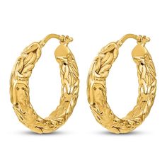 Add a pretty touch of sophistication to any jewelry box with these alluring hoop earrings. Highly textured detailing infuse captivating style to these 21mm hinged secured 14K yellow gold hoops. Anniversary Yellow Gold Hinged Hoop Earrings, Luxury Gold Diamond Cut Huggie Earrings, Elegant Hinged Yellow Gold Hoop Earrings, Gold Hinged Huggie Earrings For Formal Occasions, Formal Gold Hinged Hoop Earrings, Formal Gold Hinged Earrings, Elegant Hinged Yellow Gold Huggie Earrings, Gold-tone Tarnish Resistant Huggie Earrings For Formal Occasions, Formal Hinged Hoop Huggie Earrings