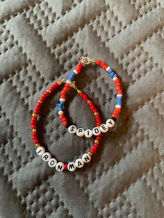 Spiderman Bracelet Pattern Beads, Spiderman Seed Bead Bracelet, Clay Bead Spider-man Bracelet, Spider-man Themed Hoco Proposal, Iron Man Beaded Bracelet, Iron Man Bracelet Pattern, Spider Man Bracelet Clay Beads, Spider Man Jewelry Diy, Bracelet Ideas Spiderman