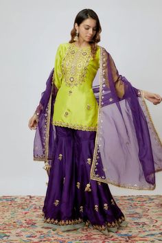 Sharara Suits Online UK  || Maharani Designer Boutique , #sharara #shararadesigns  #shararasuitdesignslatest #punjabi #punjabisuitsboutique Punjabi Fashion Suits Boutiques, Green Dress Outfit, Kurta And Sharara, Punjabi Suit Boutique, Maharani Designer Boutique, Punjabi Suits Designer Boutique, Punjabi Fashion, Heavy Dresses, Kameez Designs