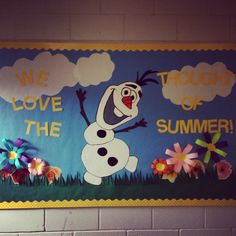 a bulletin board with the words we love through the summer written on it