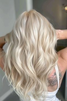 45 Blonde Hair Color Ideas That Will Make You Look Like a Total Bombshell - Flo's Blog Blonde Hair Light Roots, Light Blonde Shoulder Length Hair, Blonde Hair Color Ideas Highlights, Total Blonde Hair, Types Of Blonde Hair Shades, Blonde Hair 2024 Trends, Solid Blonde Hair, Blonde Hair 2024, All Over Blonde Hair Color