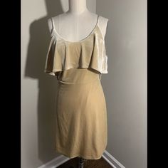 Nwt Elliatt Beige Velvet Dress Size Small Nordstrom Vintage Green Dress, Jessica Mcclintock Dress, Tube Maxi Dresses, Multi Way Dress, Pink Strapless Dress, Alexander Mcqueen Dresses, White Strapless Dress, Yellow Floral Dress, Tube Top Dress