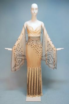 JEANNE LANVIN COUTURE EMBROIDERED CHIFFON EVENING Madeleine Vionnet, 1930 Fashion, Jeanne Lanvin, 30s Fashion, Embroidered Chiffon, Vintage Gowns, 1930s Fashion, Vintage Couture, Vestidos Vintage