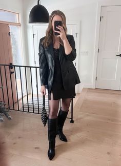 15+ Winter Going Out Outfits That Are Chic & Toasty for 2024 Leather Blazer Outfit, Cute Leather Jacket, Cute Leather Jackets, Spring Fashion Women