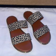 No Flaws- Never Worn Too Small For Me (Ordered The Wrong Size) Casual Leopard Print Sandals For Spring, Leopard Print Synthetic Sandals For The Beach, Leopard Print Synthetic Sandals For Beach, Leopard Print Round Toe Sandals For Vacation, Summer Leopard Print Synthetic Sandals, Leopard Print Open Toe Sandals For Vacation, Trendy Leopard Print Summer Sandals, Summer Sandals With Leopard Print And Flat Heel, Leopard Print Sandals For Summer Vacation