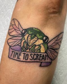 Cicada Flower Tattoo, Cicada Tattoo Traditional, Stink Bug Tattoo, Cicada Shell Tattoo, Cicada Flash Tattoo, Cute Bug Tattoo, Colored Tattoo