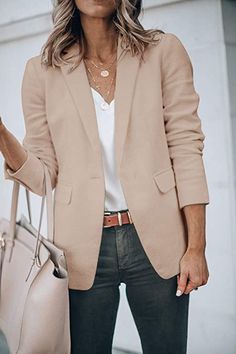 Blazer Outfits Women, Blazer And Jeans, Khaki Blazer, Looks Jeans, Blazer Casual, Casual Blazer Women, Blazer Jackets For Women, Beige Jacket