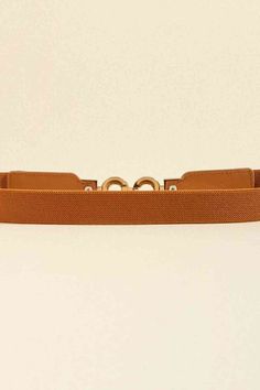 This stylish and durable PU Leather Belt is the perfect addition to any wardrobe. Made from high-quality materials, it offers both fashion and functionality. Upgrade your outfit and make a statement with this versatile and comfortable belt. Elevate your style with the PU Leather Belt today! Material: PU, alloy Imported Product measurements: Size: 24*1 in Buckle: 3.4 in