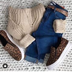 Outfit Con Jean, Jean Mom, Instagram Outfits, Lovely Print, Fall Winter Outfits, Outfits Casuales, Everyday Outfits, Autumn Winter Fashion, Winter Outfits