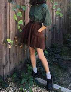 Cute Dresses Casual Winter, Woodsy Outfits Women, Soft Academia Aesthetic Outfits Summer, Muted Colors Outfit, Grandpacore Outfit, Light Academia Skirt, Grannycore Fashion, Modern Cottagecore Outfit, Earthcore Outfits