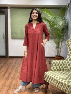 Pocket Dress Design Pakistani, Cotton Kurti Designs Latest Fashion, Salwar Models, Kurta Ideas, Office Wears, Stitching Designs, Desi Fits, Simple Kurti, Fashion Journal