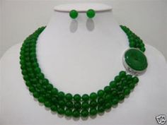 Welcome to my shop my dear friend. I hope you will like my jewelry,  Please see the detail for this item:Pearl Jewelry: necklace setPearl Type: jadePearl Color: greenLength: offer different length, photos shown is 17-18-19 inchsize: 8 mmif you need other length, could contact me please!About shipping:I will send out your order in 1-3 business days from China. 1, To United States, will use US E-packet shipping service , usually will 7-15 business days to finish delivery. But the orders should not Green Jade Necklace, Green Stone Necklace, Natural Stones Necklace, Jade Necklace, Necklace And Earrings Set, Birthday Gifts For Sister, Pearl Types, Pearl Earrings Dangle, Copper Pendants