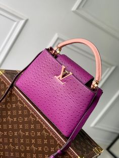 Contact us: contact@profxnz.com if you need assistance - Louis vuitton bags: your accessory for timeless glamour - 980This is a premium quality clone , similar like the original ones, even no one can judge either it&apos;s a clone or originalSize: (31.5×20×11 cm)It comes with Dust box, Care manual, Tag and Paper bag. Vuitton Bag, Lv Bag, Vuitton Handbags, Louis Vuitton Handbags, Satchel Bags, Backpack Bags, Louis Vuitton Bag, Luxury Bags, Calf Skin