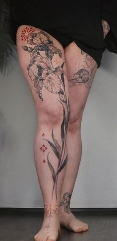 100 Iris Tattoos Unique Big Tattoos, Iris Leg Tattoo, Magnolia Leg Tattoo, Iris Rib Tattoo, Large Floral Leg Tattoo, Large Tattoo Ideas For Women, Full Body Botanical Tattoo, Large Botanical Tattoo, Full Body Floral Tattoo Women