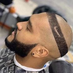 Fade Haircut Designs, Haircut For Big Forehead, Kinds Of Haircut, Mens Fade, Big Forehead, Haircut Designs, Hair Tattoos, Mens Haircuts Fade, Corte De Cabelo Masculino