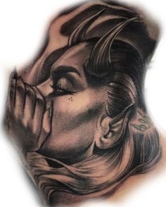 Angel Whispering In Ear Tattoo Design, Tattoo Devil, Clock And Rose Tattoo, Mens Body Tattoos, Disney Tattoos Small, Horrible Tattoos, Worst Tattoos, Small Neck Tattoos, Master Tattoo