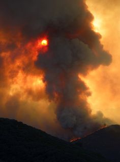 Point Mugu State Park, California -wild fire Dark Fairy Core, Element Project, Wildland Fire, 13 Hours, Fire Image, Forest Fire, Matte Painting, Aesthetic Images