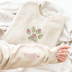 Vet Sweatshirts, Floral Paw Print, Pola Jaket, Cat Mom Sweatshirt, Cat Mom Gifts, Pet Name, Ash Gray, Portraits From Photos