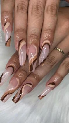 Trendy Nails Dark Skin, Nails Acrylic Brown Skin, Trendy Nails Brown, Brown And White Nails, Light Brown Nails, Nails On Brown Skin, Nails Subtle, Nails Dark